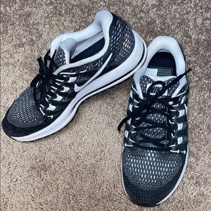 COPY - Nike Zoom Vomero